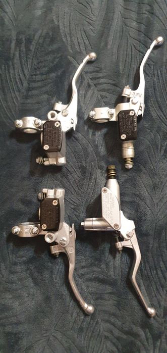 Машинка гідравлічна: гальмівна і зчеплення