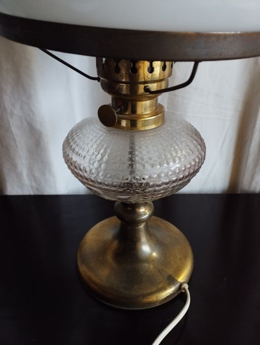 Lampka nocna, mosiądz, szkło, antyk.