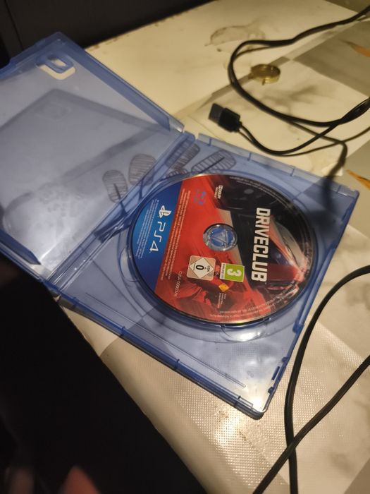 Sprzedaje płytę na ps 4