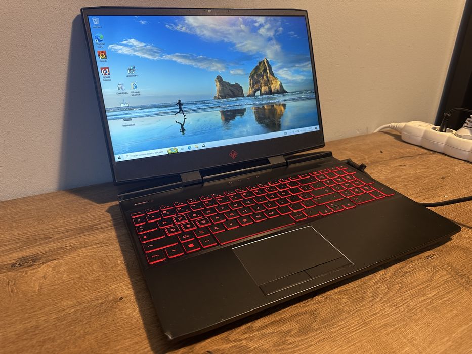 Продам игровой ноутбук HP omen i7-9750/rtx 2060/120hz