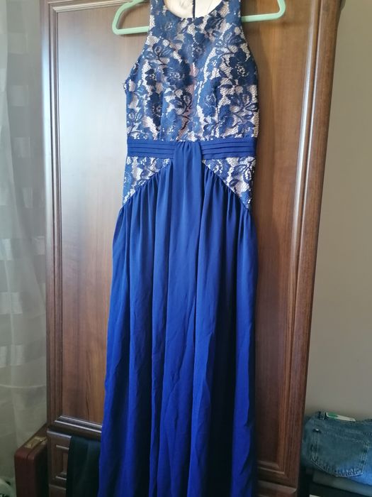 Sukienka midii na wesele