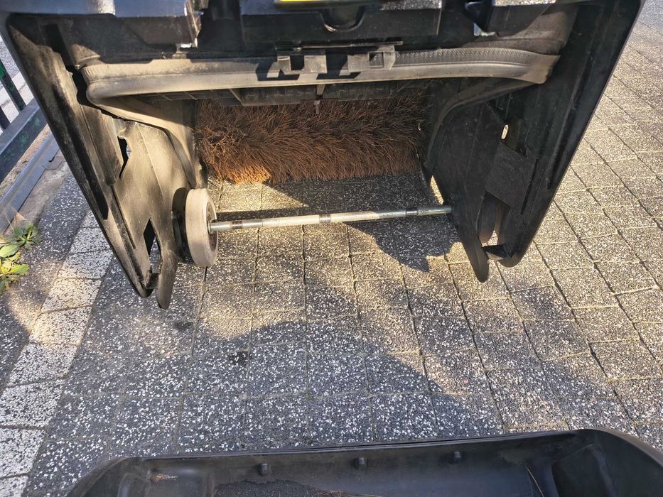 Zamiatarka KARCHER KM 75/40 W BP Pack Gwarancja