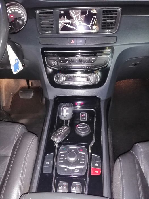 Peugeot 508 híbrido