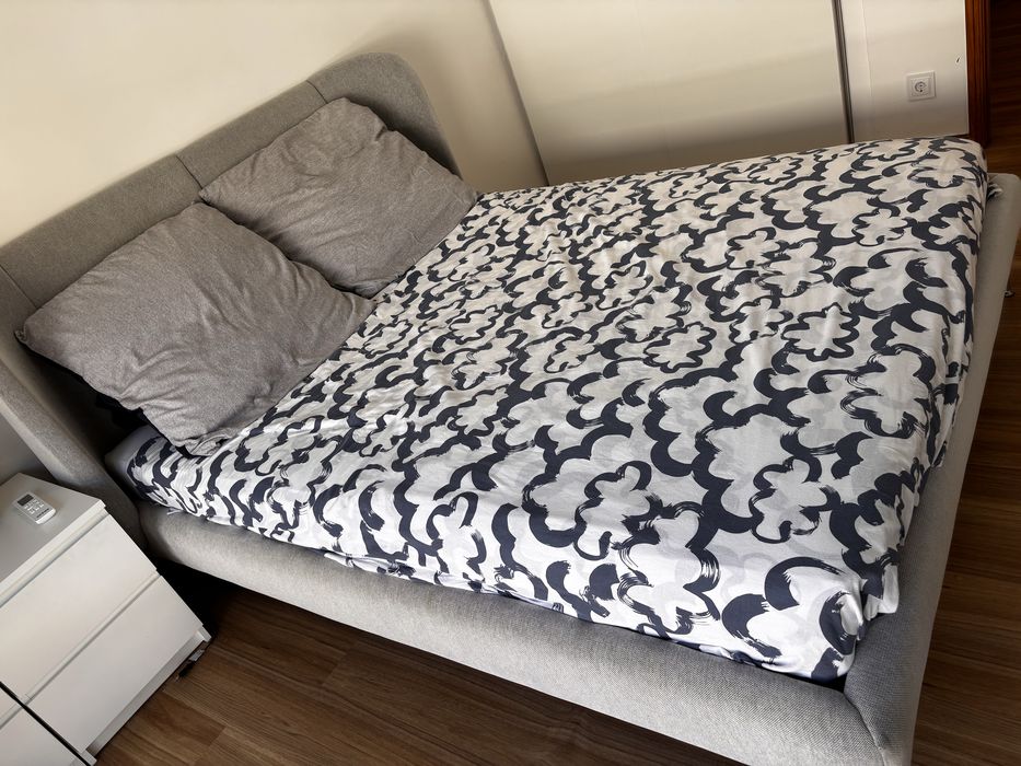 Cama casal + colchao IKEA TUFJORD