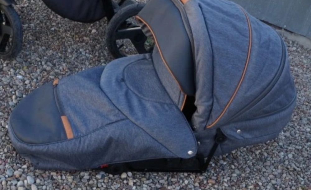 Wózek dziecięcy 2w1