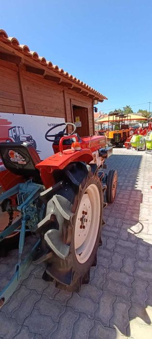 Yanmar     2000B
