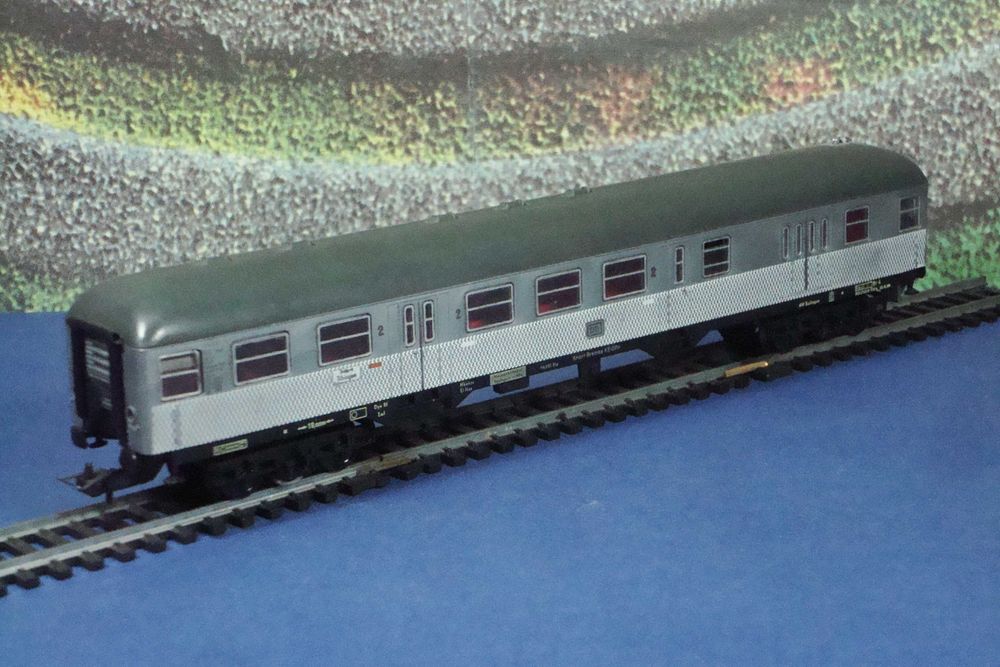 Fleischmann H0 5120 - Second-Class Coach "Silberling" "DB" / Used64586032951811121