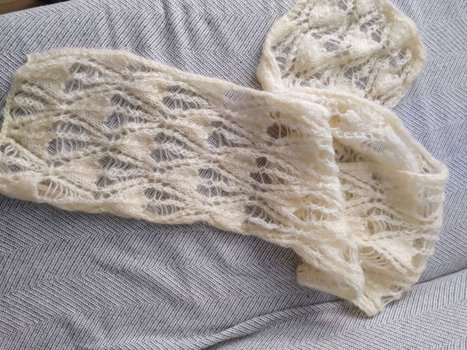 Elegancka czapka i szalik z moheru-hand made