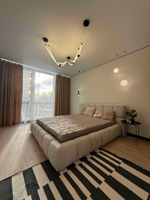 Продаж 1км квартира з ремонтом і меблями ЖК Auroom Spark