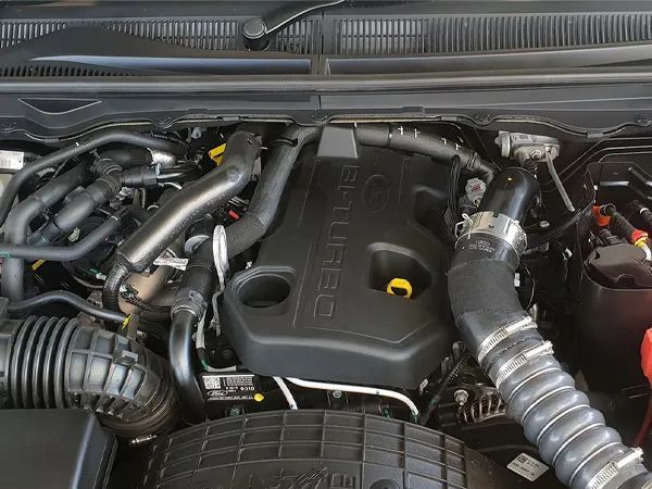 YM2Q kompletny silnik 2.0 TDCi Euro6 RWD Biturbo Ford Ranger Raptor