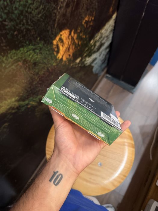 Magic: The Gathering — The Hobbit Collector Booster Box (Selado)