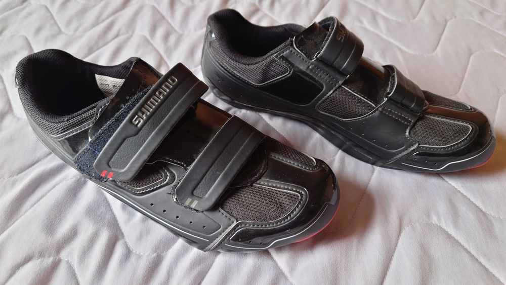 Buty szosowe Shimano R065