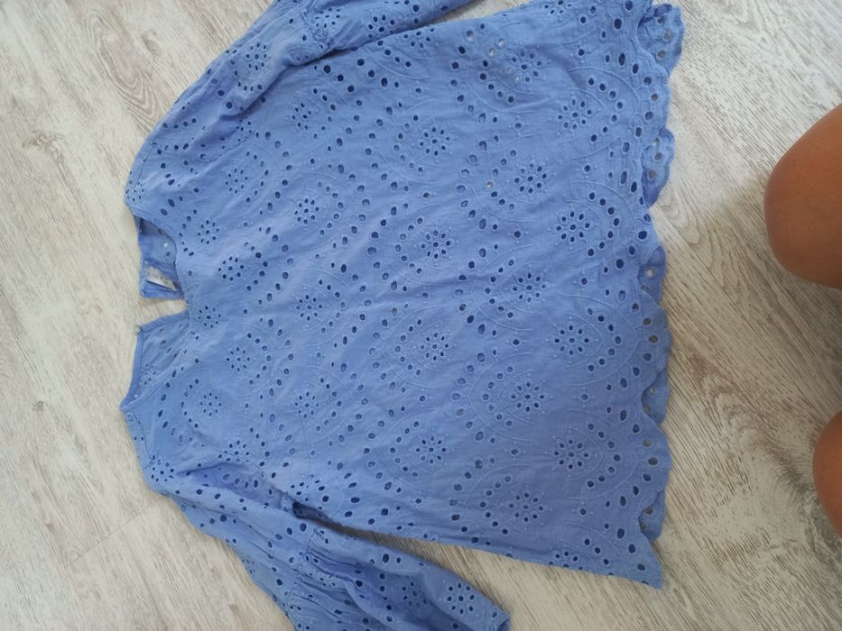 bluzka ażurkowa roz.s amisu