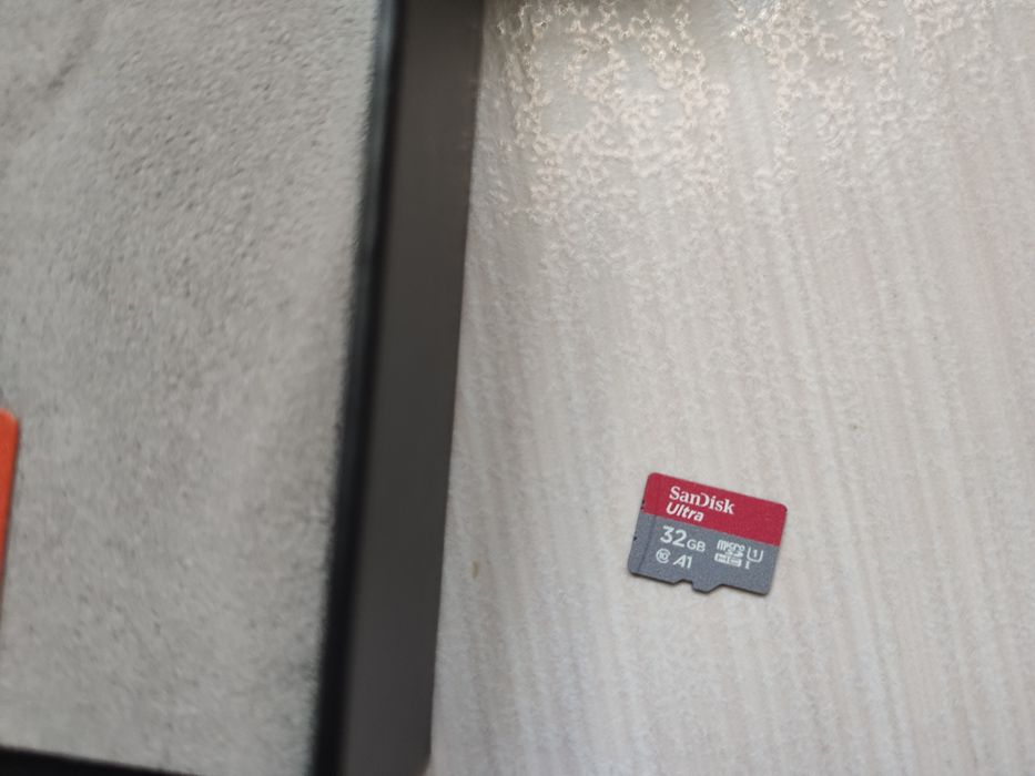 HYBI R1+ MicroSD 32GB