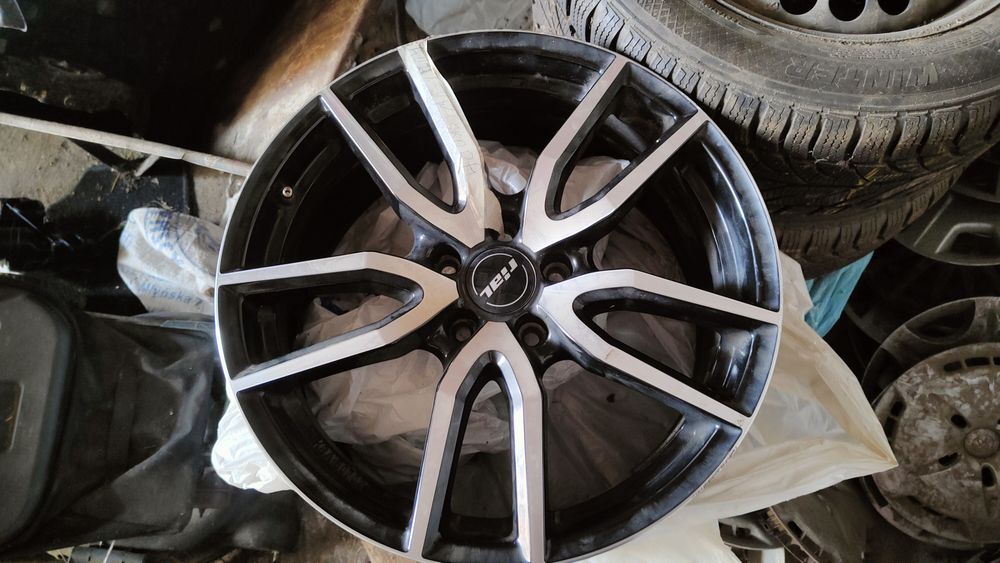 Alufelgi. Felgi aluminiowe R18 VW Audi Skoda  Seat