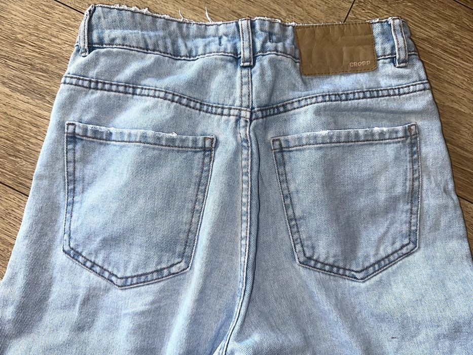 Cropp dżinsy niebieskie przecierane S