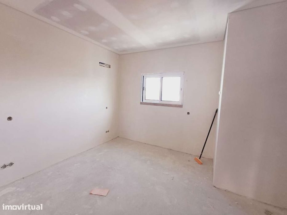 Apartamento T2 Novo de Luxo com garagem em Almancil