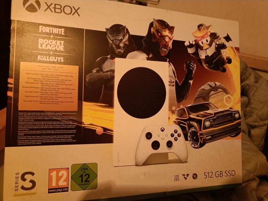 Xbox Series S 512GB (Como Nova) + Game Pass 12 Meses (Código) + Comando + Caixa