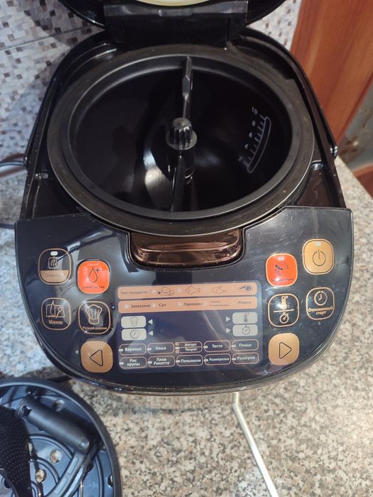 Продам мультиварку Tefal