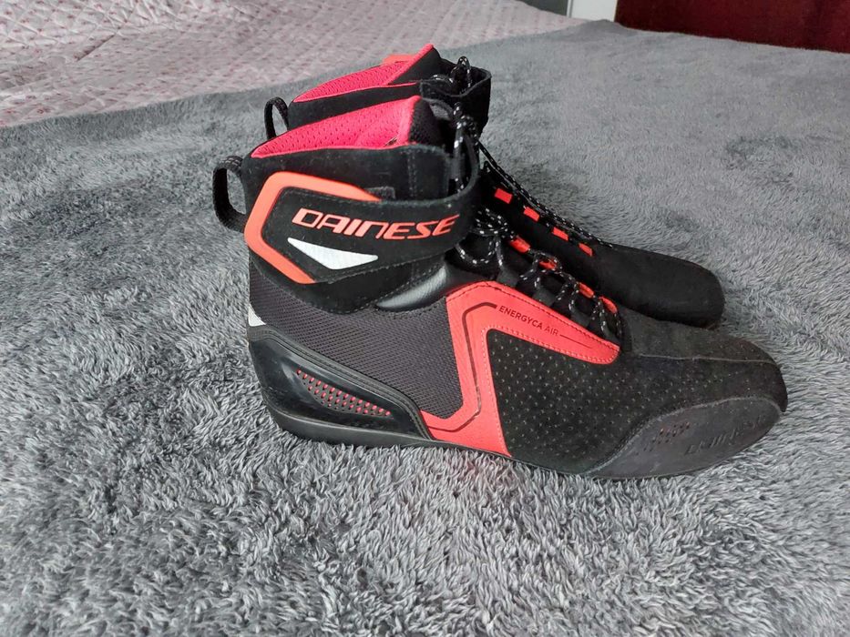 Botas Deinise tamanho 44