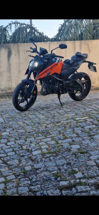 KTM Duke 125 2024