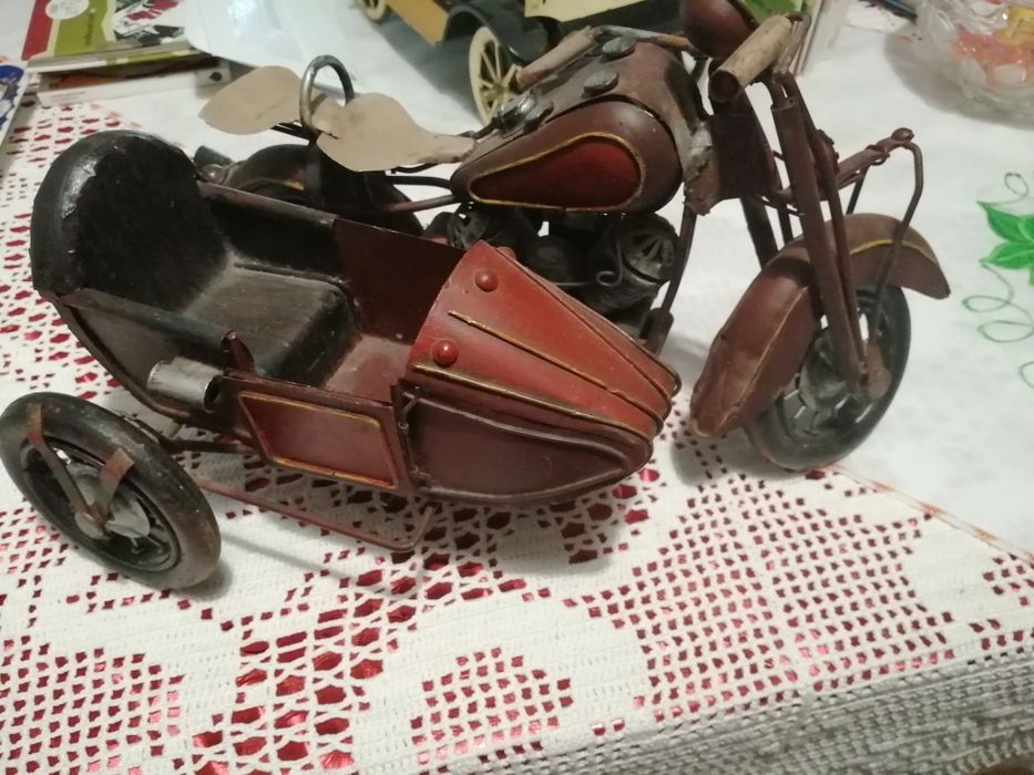 Uma replica de motorcycle