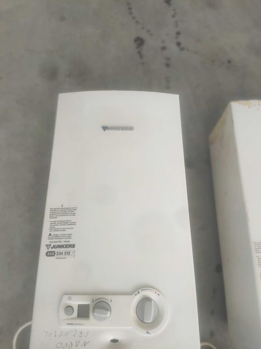 Vende de exaustores e placas