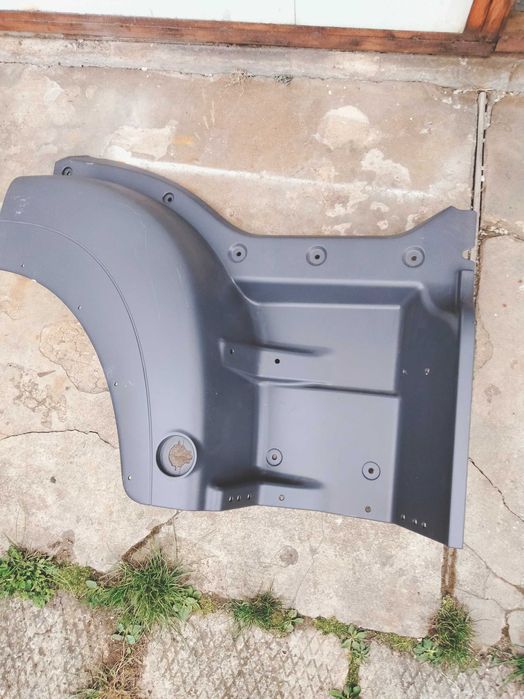 stopień ,TGS  nadkole, stopnica, wnęka, prawa strona, MAN, nowa