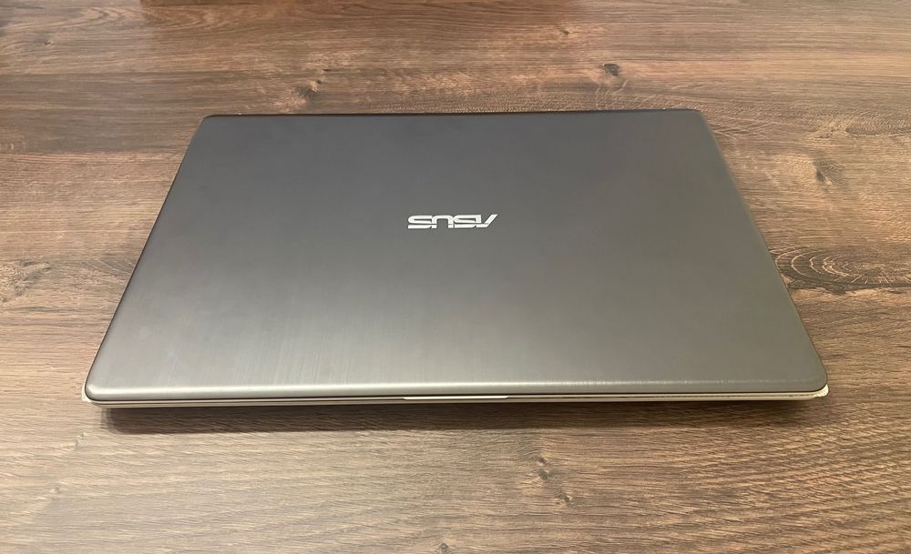 Asus Vivobook S15 S530F - Intel® Core™ i564284465418241123
