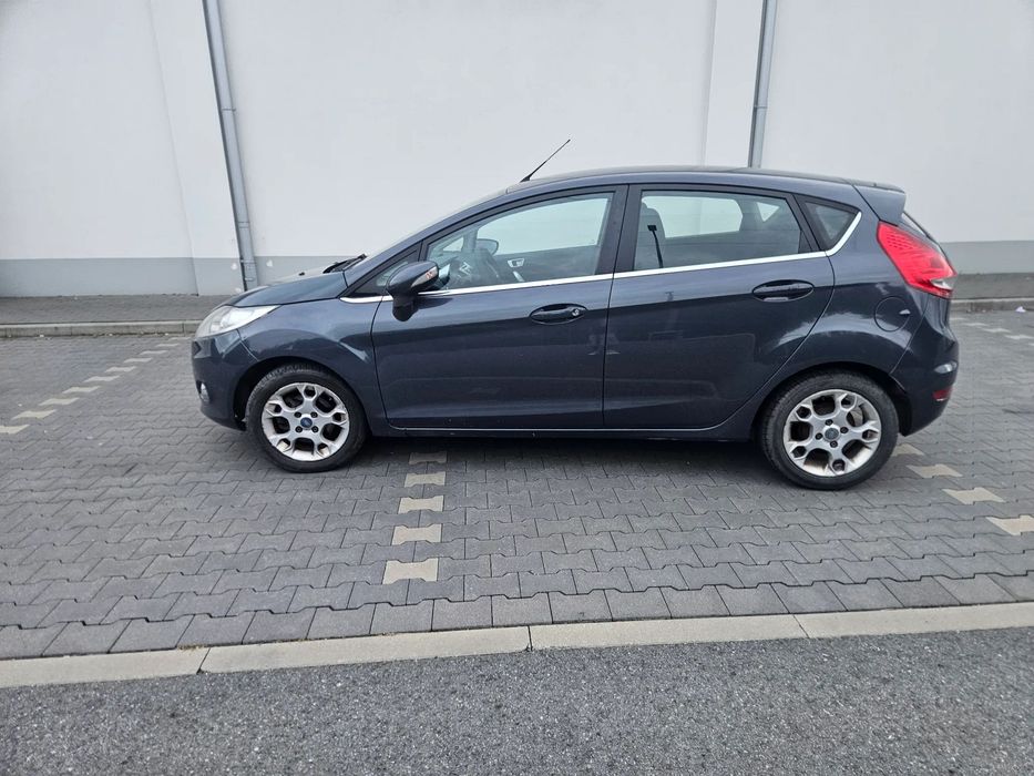 Ford Fiesta 2011 r 1,4 tdci klima zadbany
