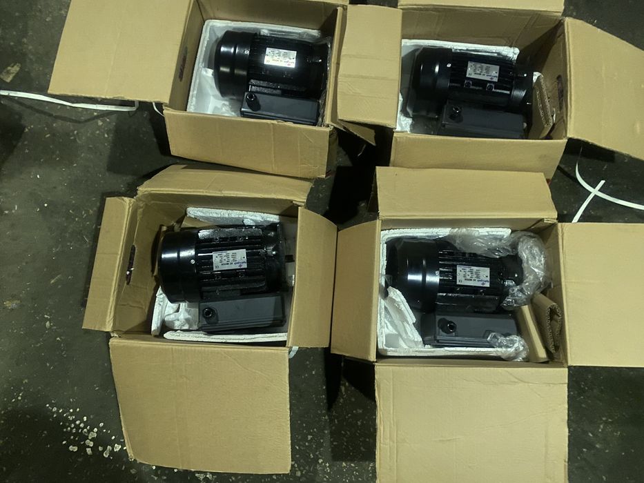 Однофазний електродвигун Hydro-pack ML90L-4 220v 50Hz 1.1 kw 1420 об