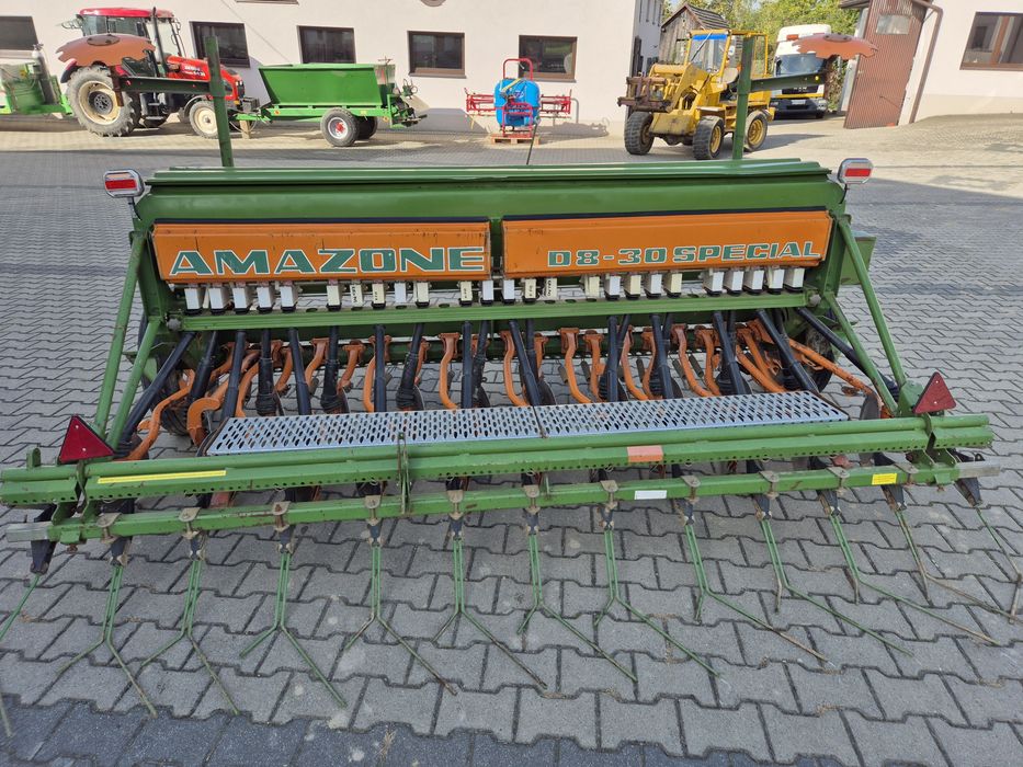 Siewnik zbożowy Amazone D8 3m Special  talerzowy