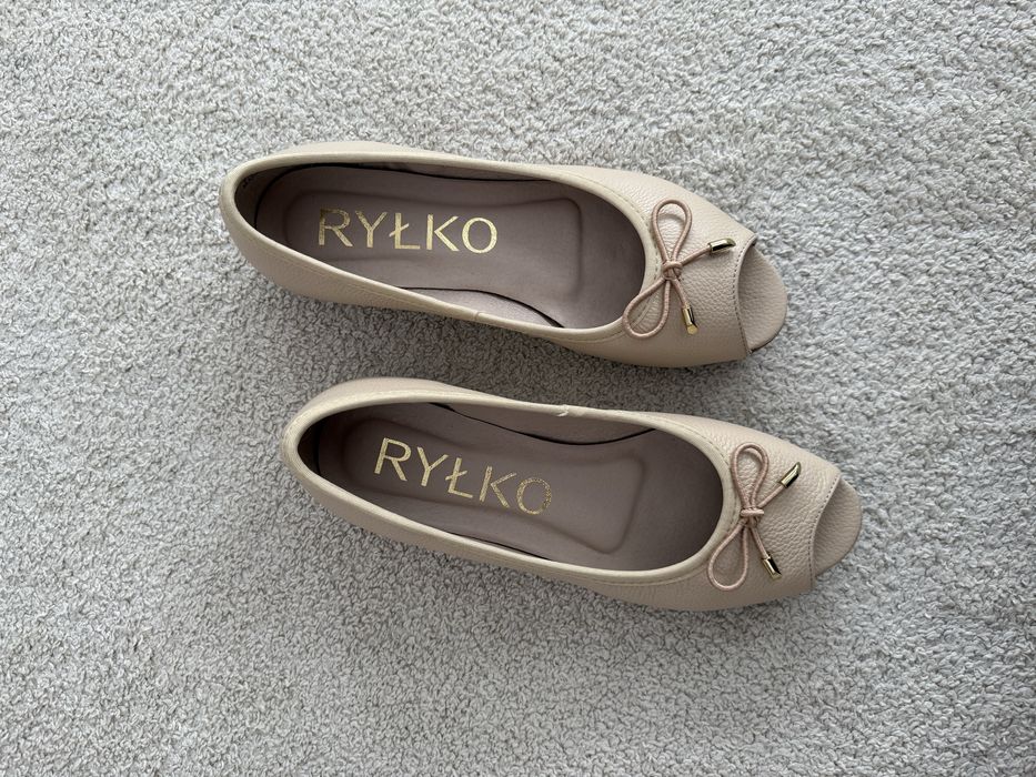 Beżowe baleriny bez palców RYŁKO