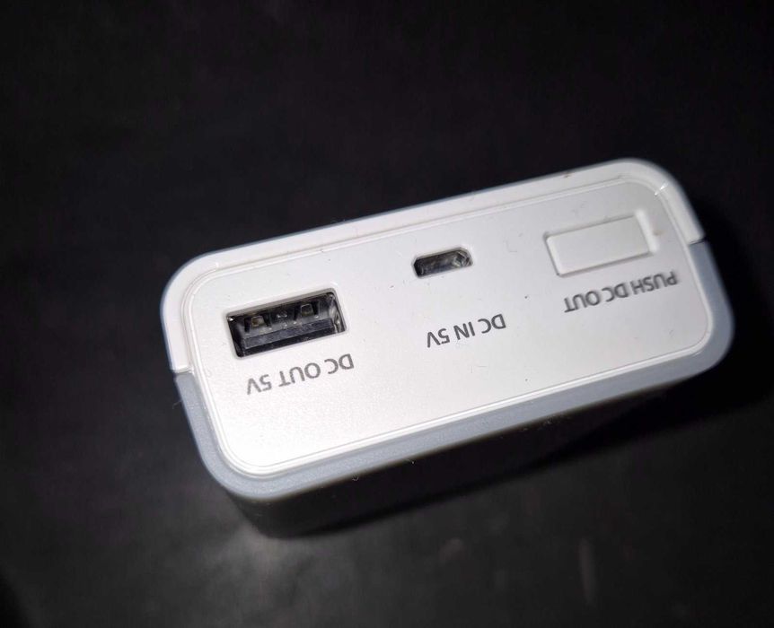 Повербанк и зарядное устройство Panasonic Eneloop BQ-CC87 + 4 аккума