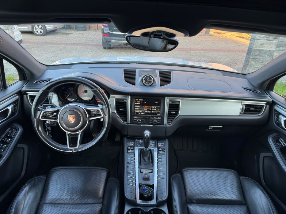 Porsche Macan S sport chrono EU