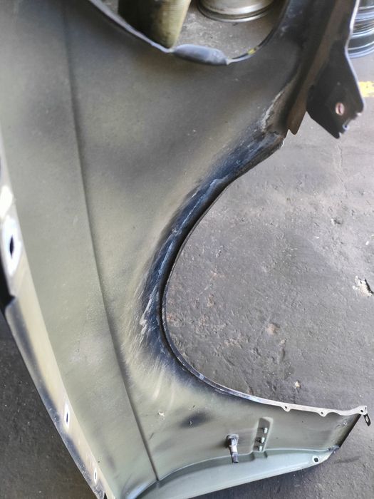 BMW E46 sedan kombi błotnik przedni lewy Schwartz 2