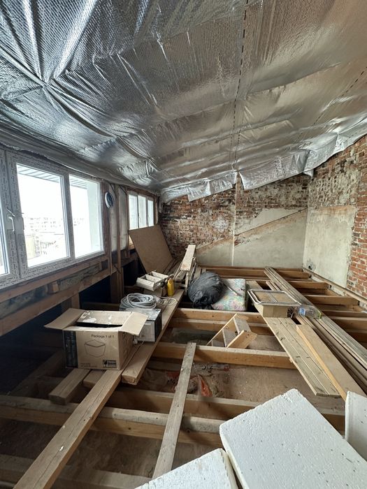 Продам дворівневу квартиру в зданій новобудові на Майзлях