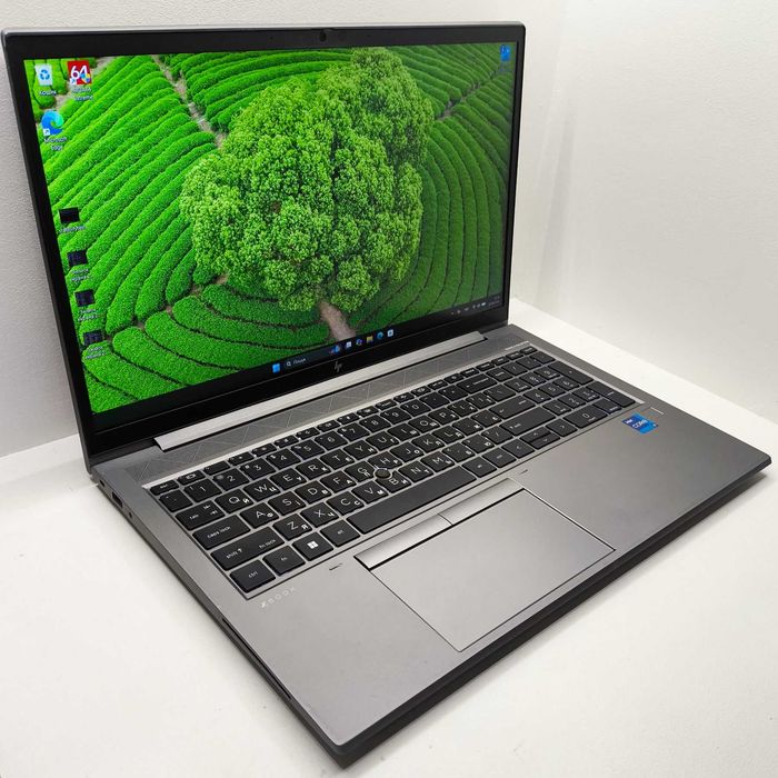 Офісний ноутбук HP ZBook Firefly 15 G8 | i7-1185G7 4ядер-8поток | SSD 256Gb | DDR4 16Gb | IrisXe