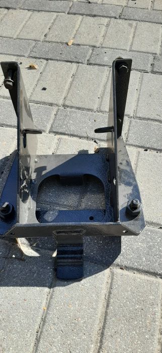 Uchwyt koła zapasowego MAN TGL