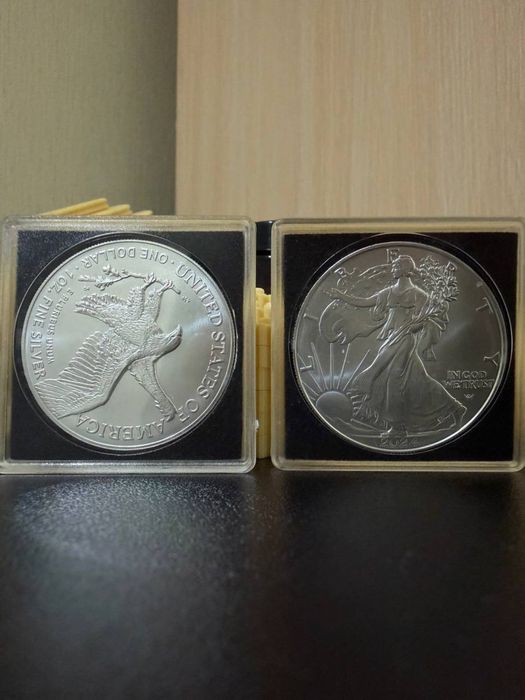 1 доллар Американский«Шагающая Свобода» серебро 999,9