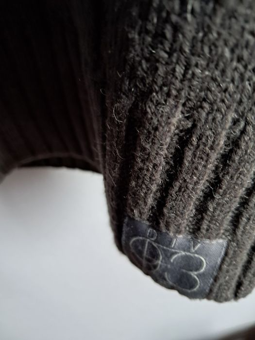 Sweter męski w warkocze z szalowym kołnierzem rozm.S