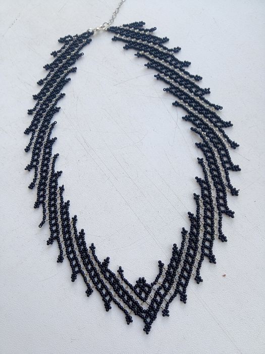 Чарівна силянка  в темному кольорі