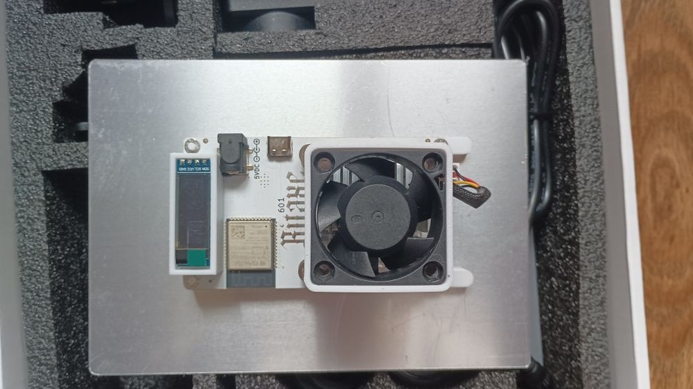 Asic майнер Bitaxe Gamma 601 1.2Th/s