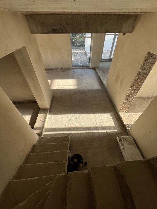 Будинок з терасою та земельною ділянкою  4 сотки