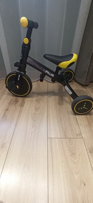 Дитячий триколісний  велосипед 3-1 .Milly Mally Optimus Plus Black