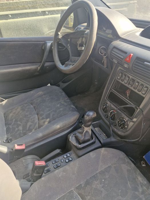 Mercedes-benz vaneo 1.6 газ/бензин 2003рік