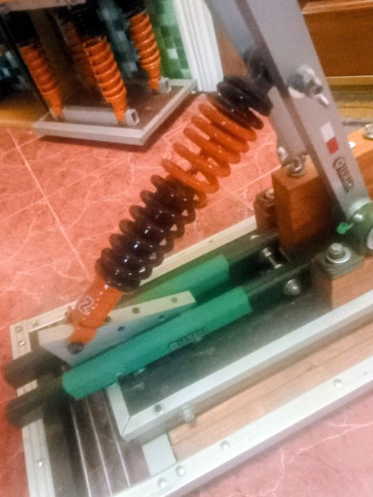 Стілець мото-подвєска ( екcлюзів )