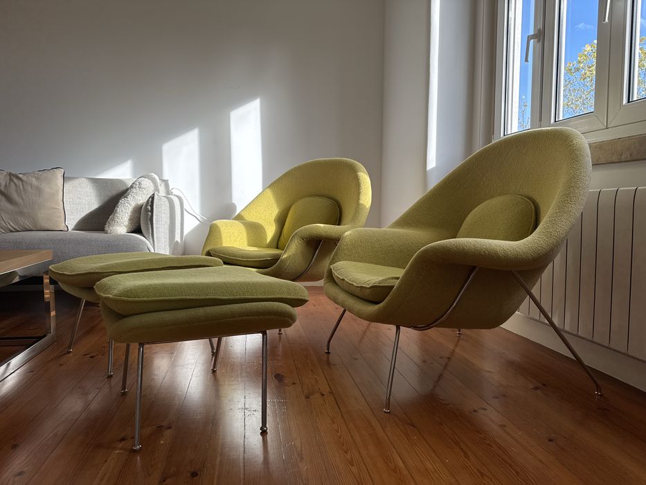 Duas poltronas Eero Saarinen verde usadas