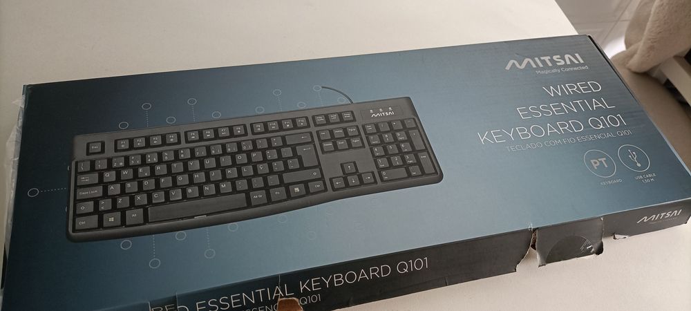 Teclado PT USB - pouco usado, em bom estado