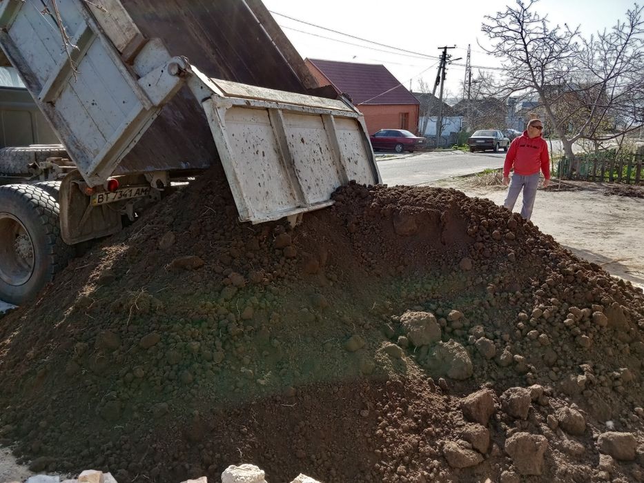 Вы́воз мусора . доставка. перегной щебень песок мытый карьерный.